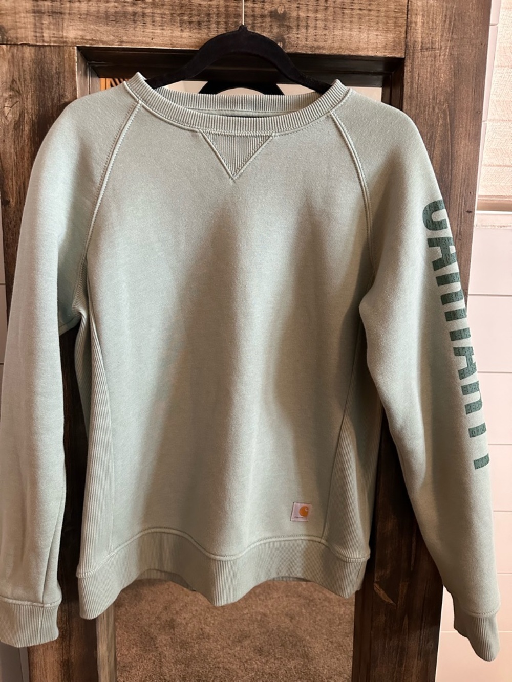 Carhartt Sage Green Sweatshirt Relaxed Fit Logo Sleeve Crewneck Medium - Picture 2 of 5